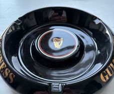 Guinness wade 21.5cm ceramic ashtray