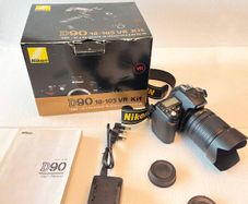 Nikon D90 18-105 VR Kit
