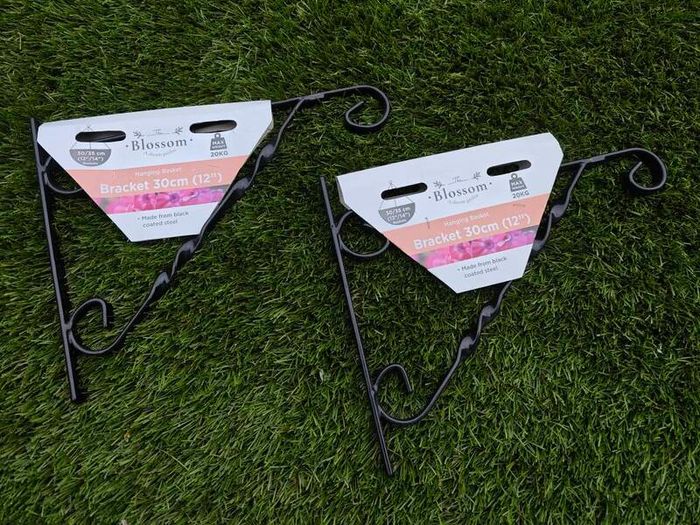 Garden brackets for hanging baskets