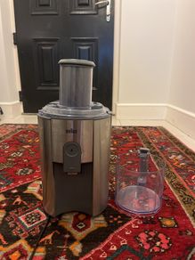 BRAUN juicer