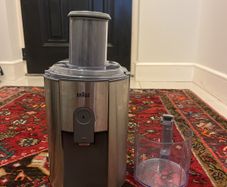 BRAUN juicer