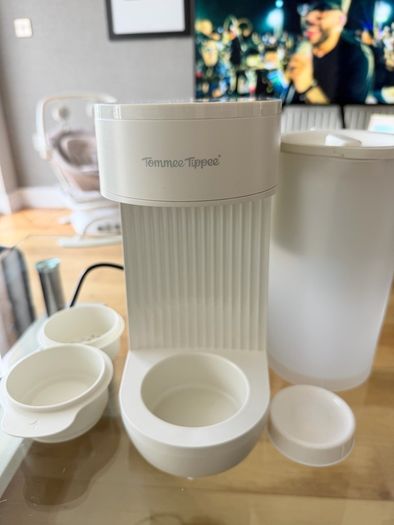 Brand new Tommee Tippee Perfect Prep Machine, never used.