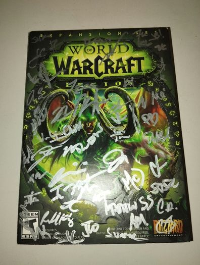 World Of Warcraft: Legion  Collectors Edition  Developer Signed