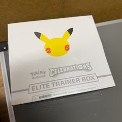 Pokemon Celebrations ETB Elite Trainer Box 25th Anniversary
