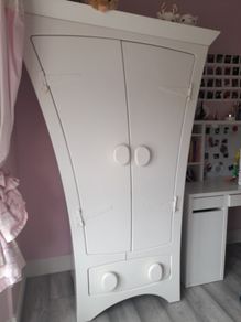 wardrobe and dressing table disney style