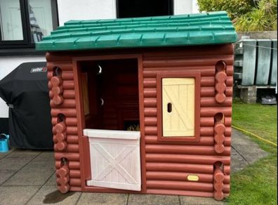 Little Tikes Log Cabin