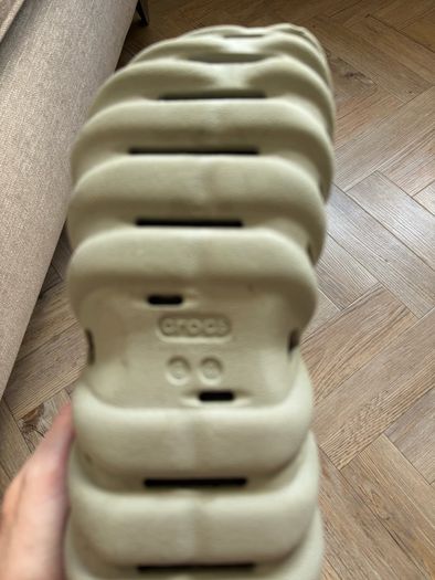 mens crocs
