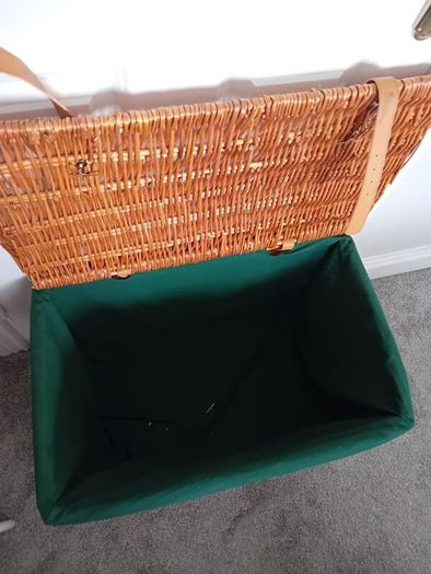 Free hamper basket