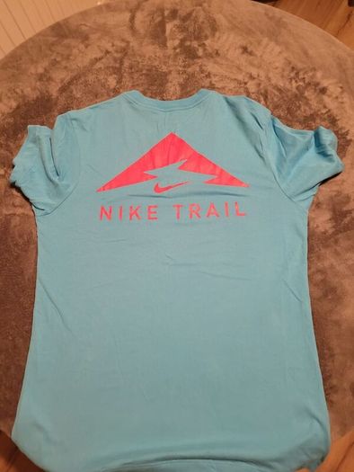 mens nike running t shirt