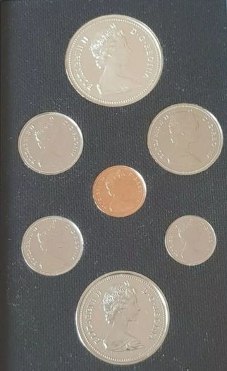 Silver Dollar 1975 Canadian Proof Coin Set