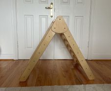 montessori pickler triangle with ramp