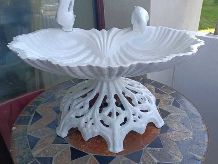 Bird Bath Cast Iron