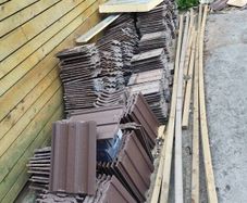 600 tiles free to take away