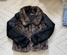 Elegant faux fur coat (8)