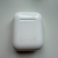 Apple AirPods 2nd gen