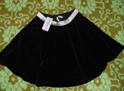 New Girls skirts, age 7-8