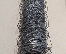 50mm mesh wire netting, 0.5m tall 4m long