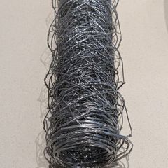 50mm mesh wire netting, 0.5m tall 4m long