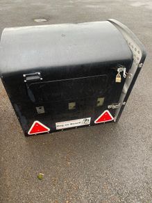Dog Box Hitch mounted Fiberglass