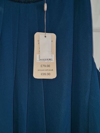 PLUS SIZE (20) Jacques Vert Teal Chiffon Top. New