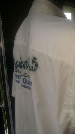 Men's white short sleeve shirt Osaka 555 size L/XL Postage included