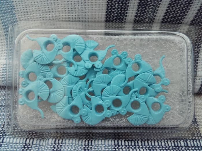 Eyelets - Baby Prams.