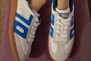 Back 70 Trainers Cloud/French Blue - Size 5