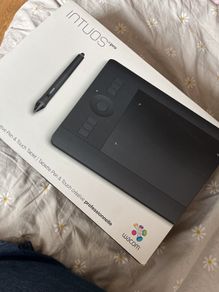 wacom intuos pro small ver2019 (non-functioning pen)