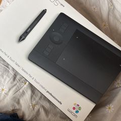 wacom intuos pro small ver2019 (non-functioning pen)