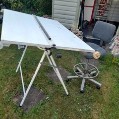 art table
