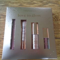 Profusion Love to Glow Beauty Set for Sale