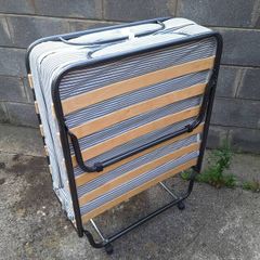 Folding guest bed