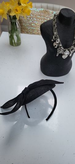 COAST black bow head-piece - Free Size - Rrp 95