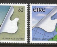 Ireland 1995 - Scott 960-961 EUROPA - Mint Never Hinged