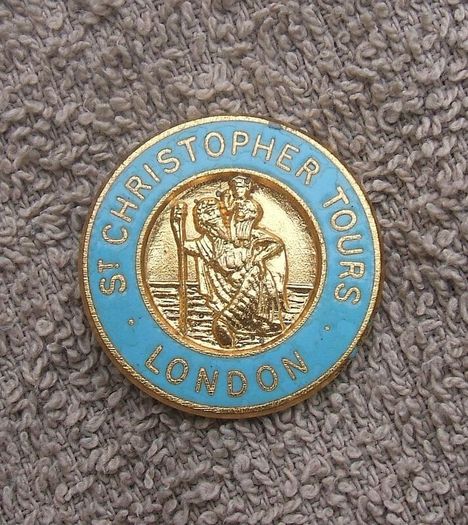 ST CHRISTOPHER TOURS LONDON (pilgrimage/religious) - a vintage pilgrim's souvenir/merchandise badge (1960s / 1970s)