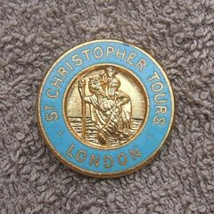 ST CHRISTOPHER TOURS LONDON (pilgrimage/religious) - a vintage pilgrim's souvenir/merchandise badge (1960s / 1970s)