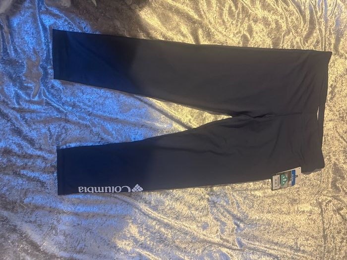 BNWT Columbia navy youth navy leggings size L age 14-16 Free post
