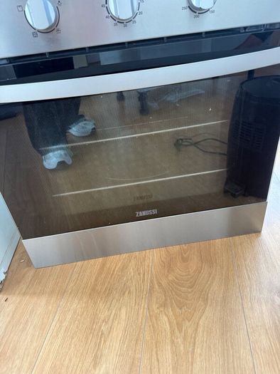Zanussi oven
