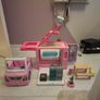 Barbie camper van with dolls and accessories Image 7