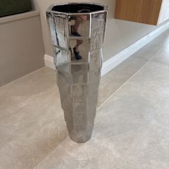 Mirror effect ceramic floor vase