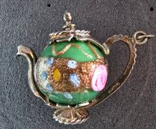 vintage 1970s charm