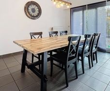 Table & Chairs