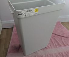 Storage bin without lid