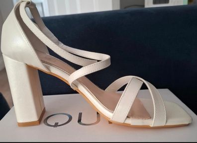 Bridal shoes QUIZ brand new in box