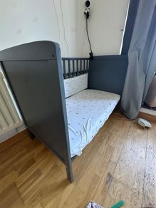 Baby Elegance Elle Cot Bed, Matress, sheets and Matress Protector