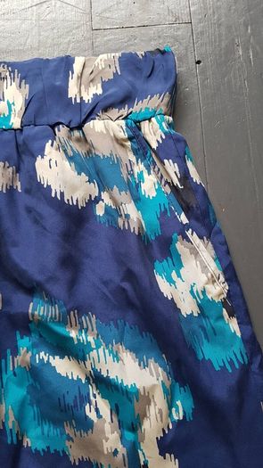 NEW skirt 8/10  Loft