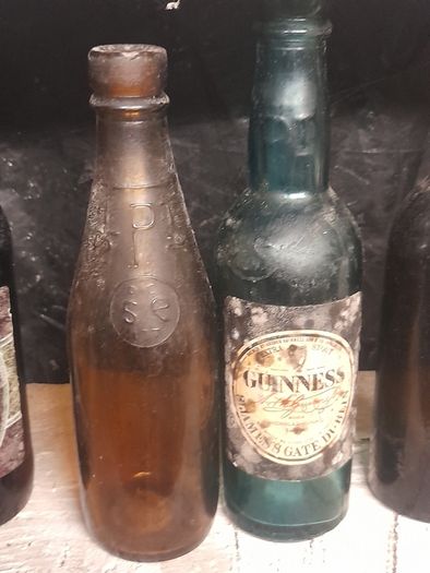 3 Old Pub Bottles, Price is for 3, Guinness, Smithwicks barley wine and another,