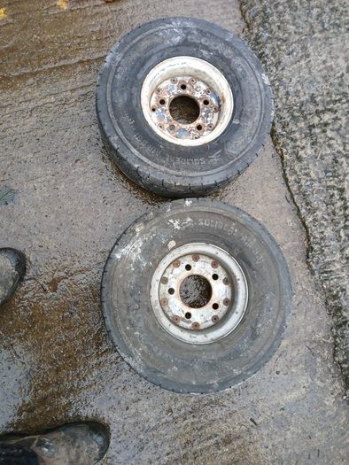 tyres five stud 6.00.9
