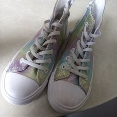 girls trainers