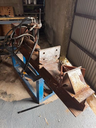 Tractor Driven Log splitter
